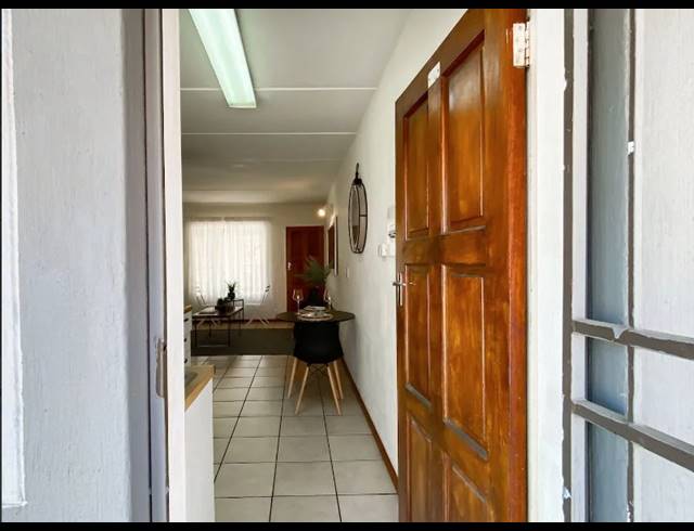 1 BEDROOM APARTMENT FOR SALE IN COMET